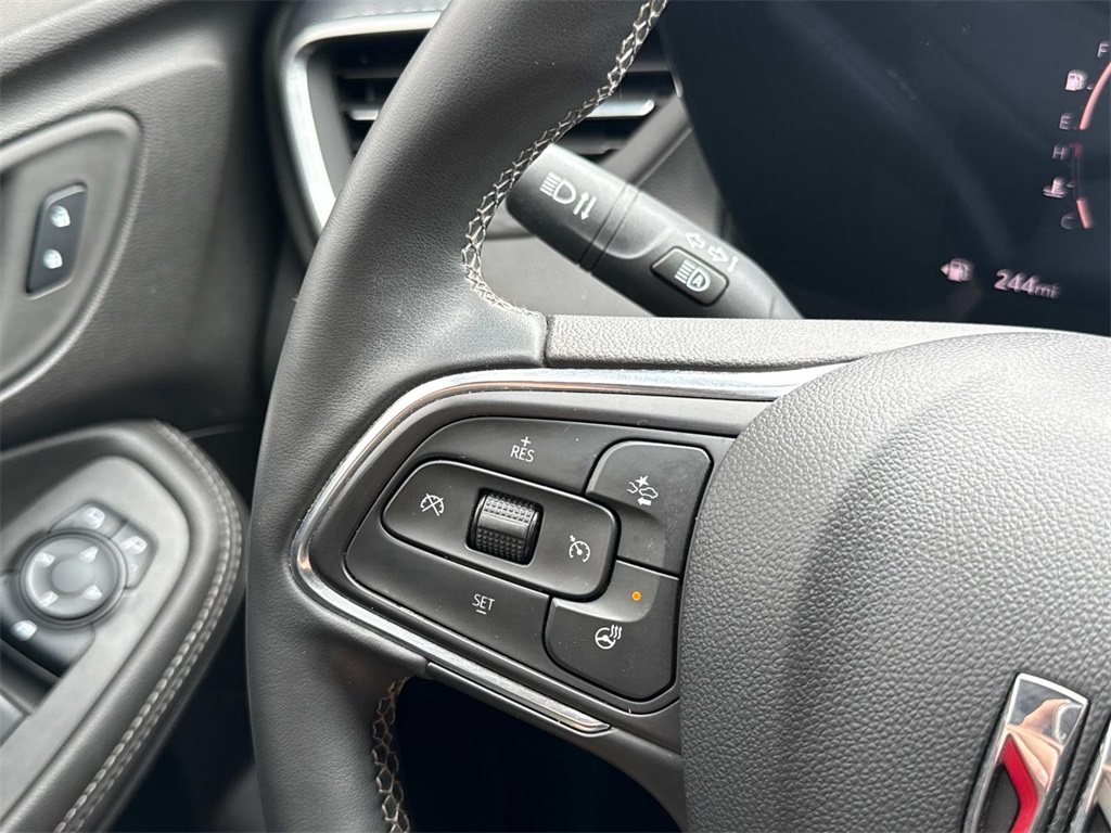 Vehicle image 19 of 31