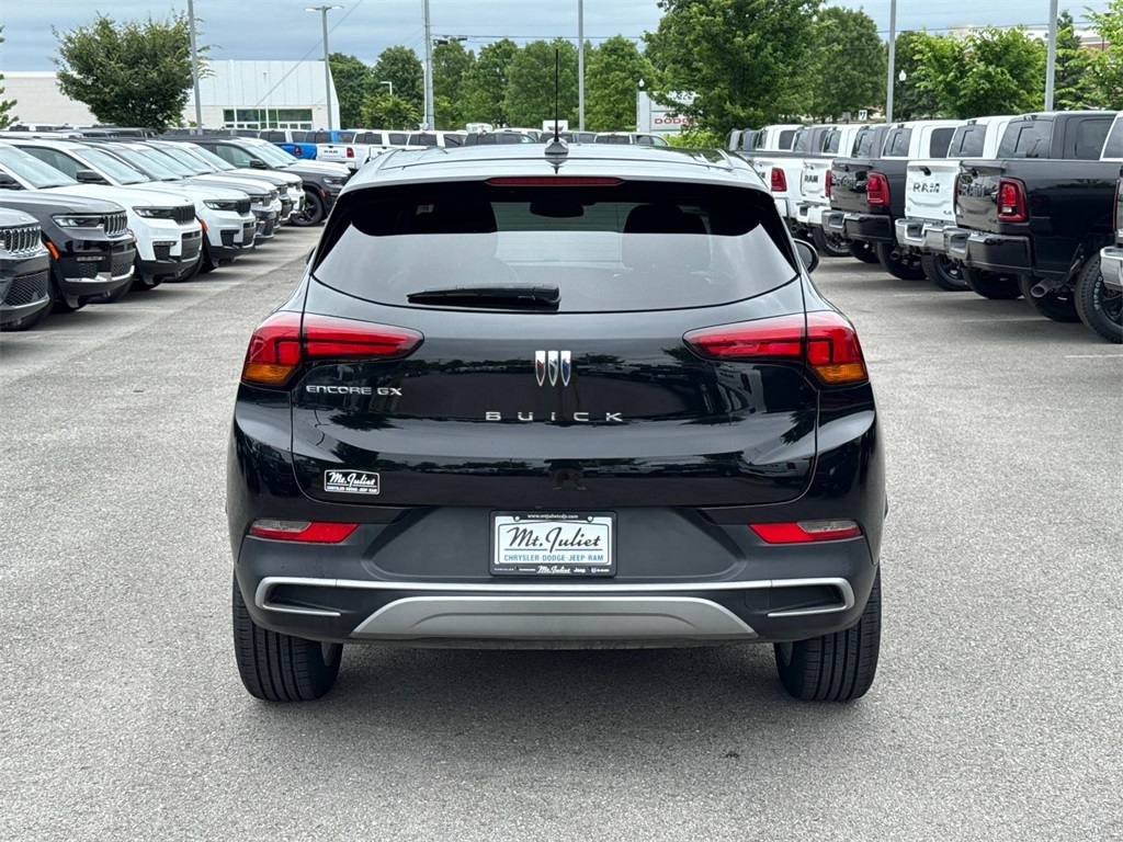 Vehicle image 6 of 31