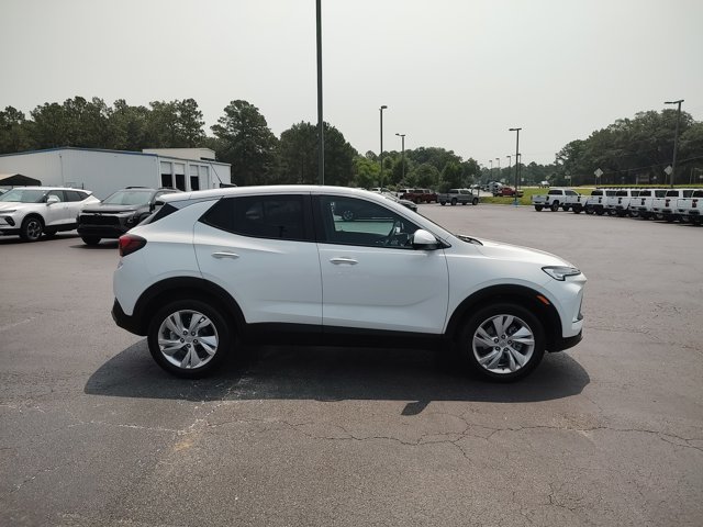 Vehicle image 3 of 26