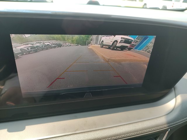 Vehicle image 19 of 26