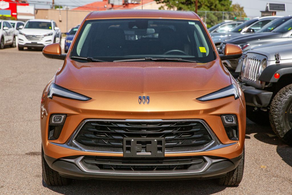 2024 Buick Encore GX Preferred Image 2 of 16
