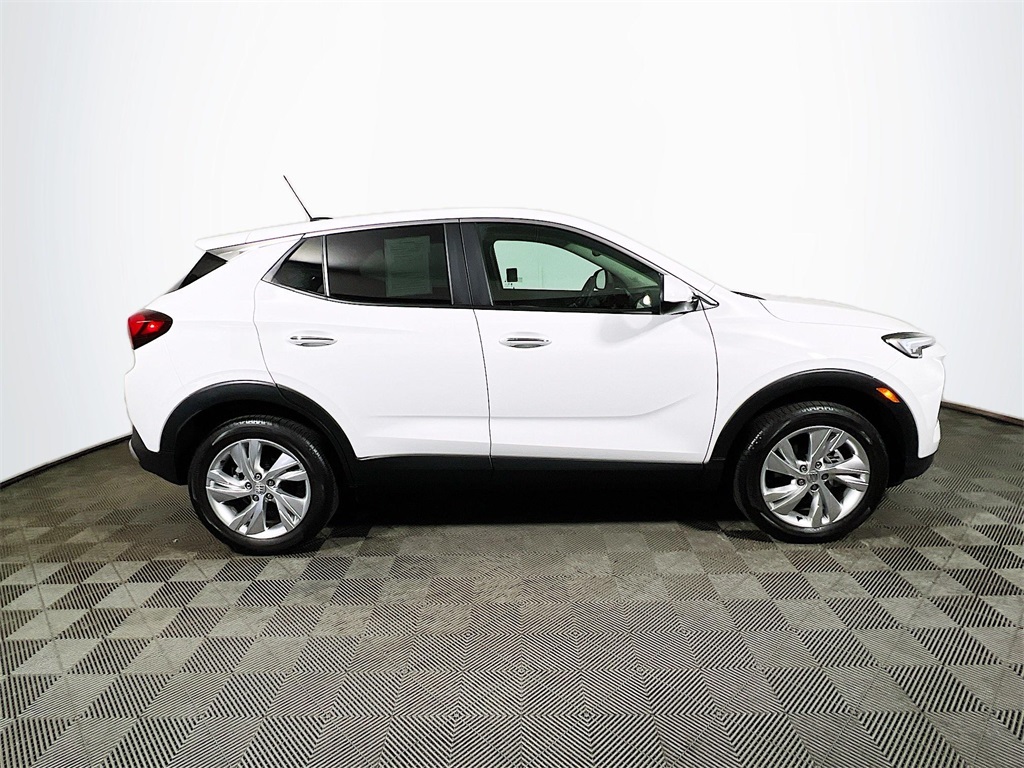 Vehicle image 4 of 35