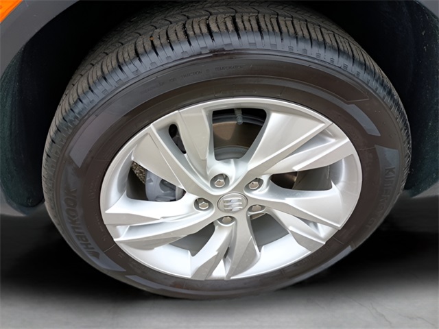 Vehicle image 12 of 24