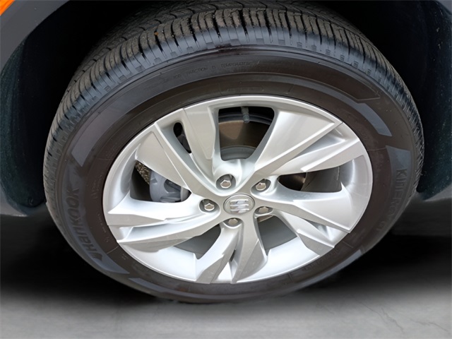 Vehicle image 11 of 24