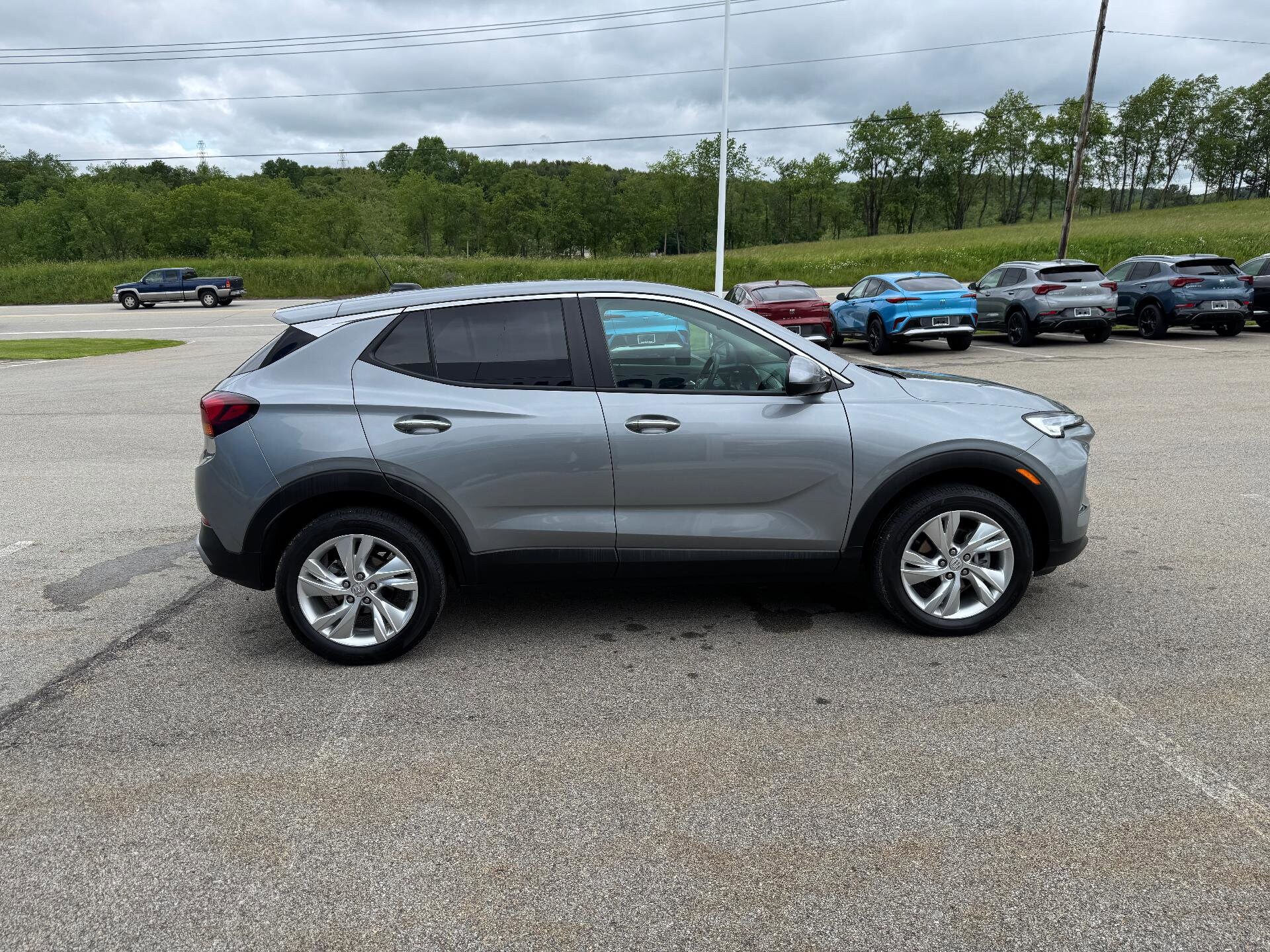 Vehicle image 4 of 30