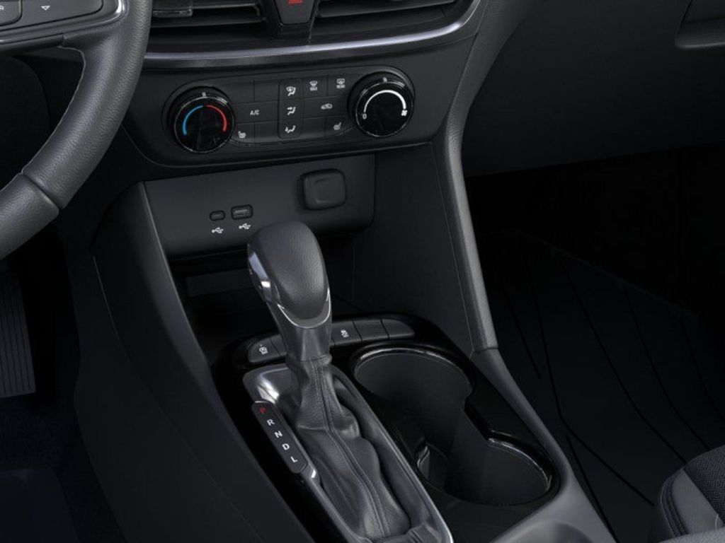 Vehicle image 23 of 25