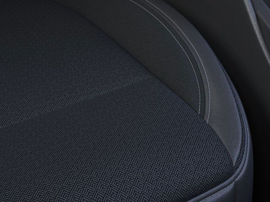 Vehicle image 21 of 25