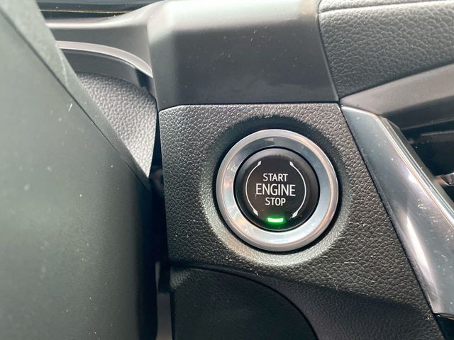 Vehicle image 16 of 33