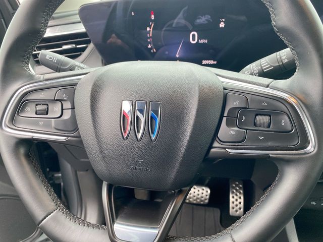 Vehicle image 11 of 33
