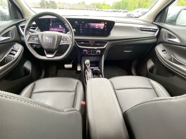 Vehicle image 19 of 33