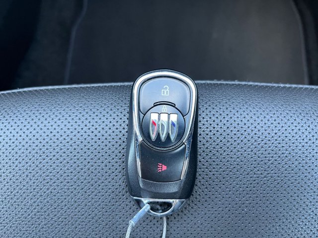 Vehicle image 21 of 42