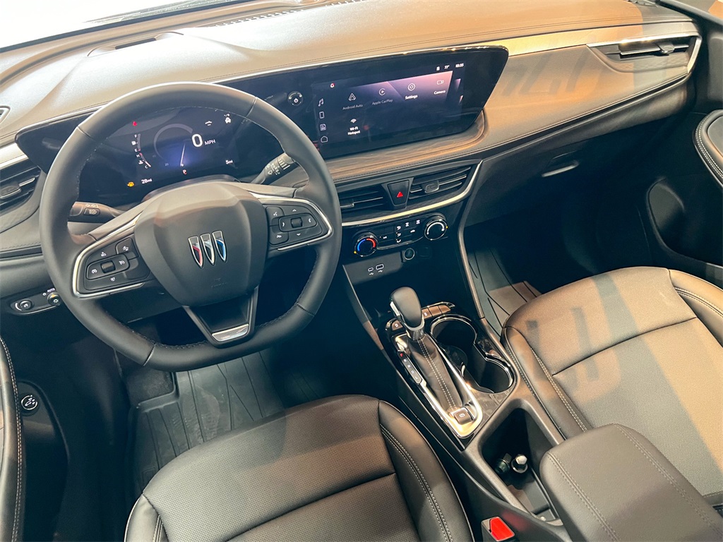 Vehicle image 33 of 43