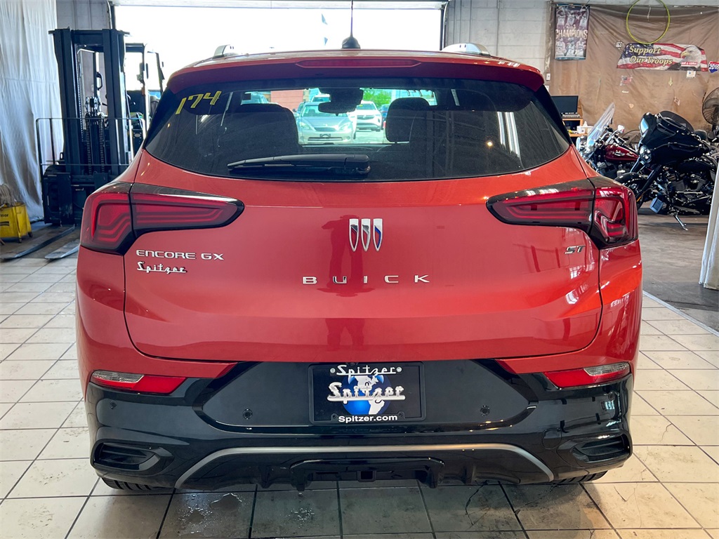 Vehicle image 8 of 43