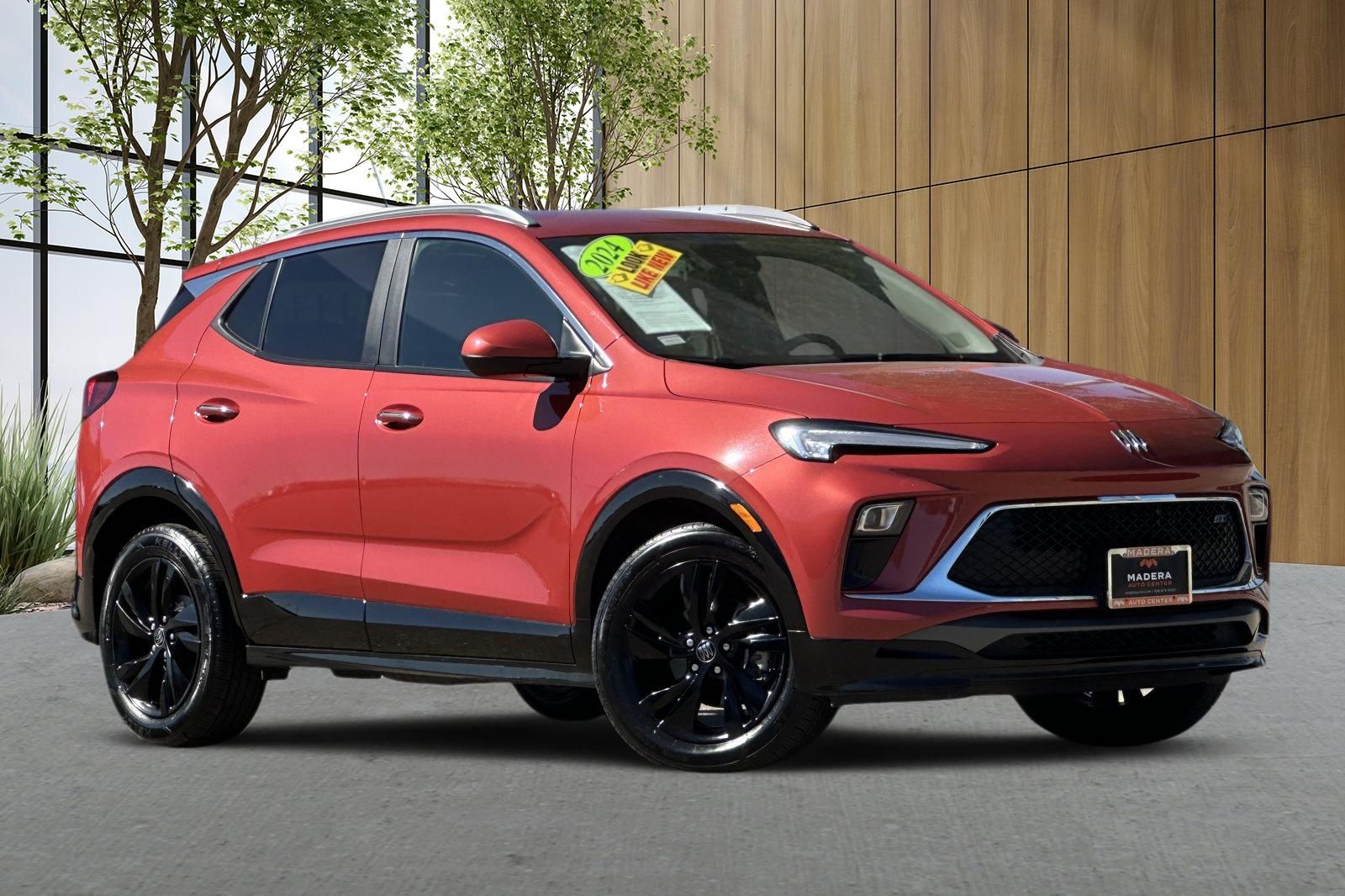 2024 Buick Encore GX Sport Touring Image 3 of 27