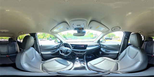 Vehicle image 19 of 33