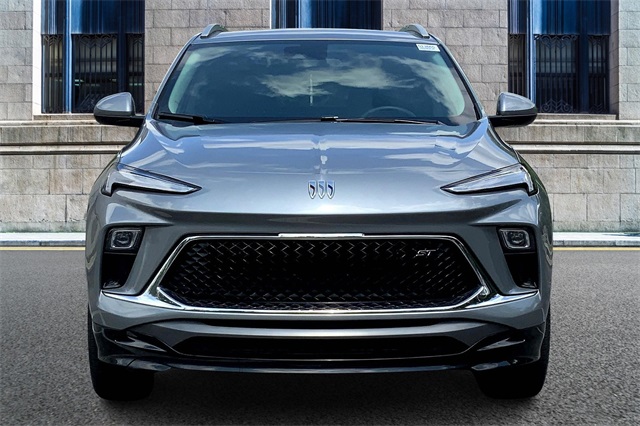 Vehicle image 2 of 33