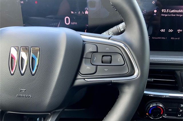 Vehicle image 21 of 33