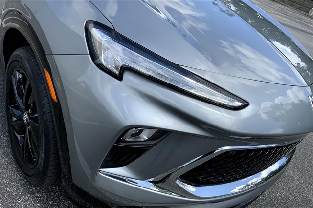 Vehicle image 4 of 33