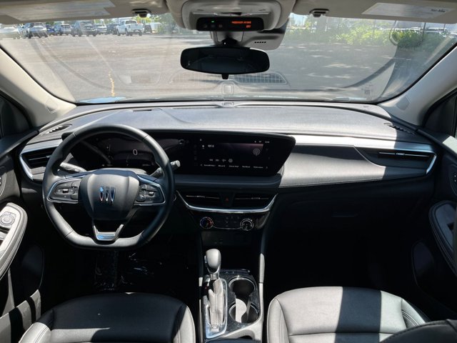 Vehicle image 24 of 42