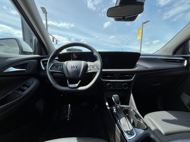 Vehicle image 33 of 46