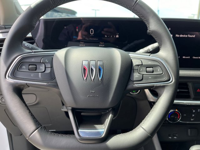 Vehicle image 28 of 46