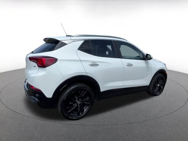 Vehicle image 8 of 46