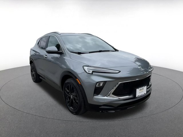 Vehicle image 6 of 46