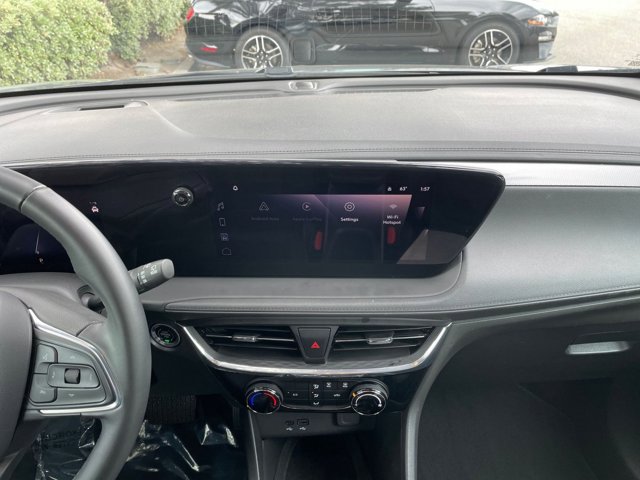 Vehicle image 18 of 46