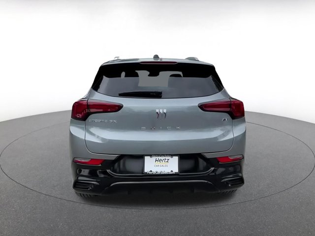 Vehicle image 10 of 46