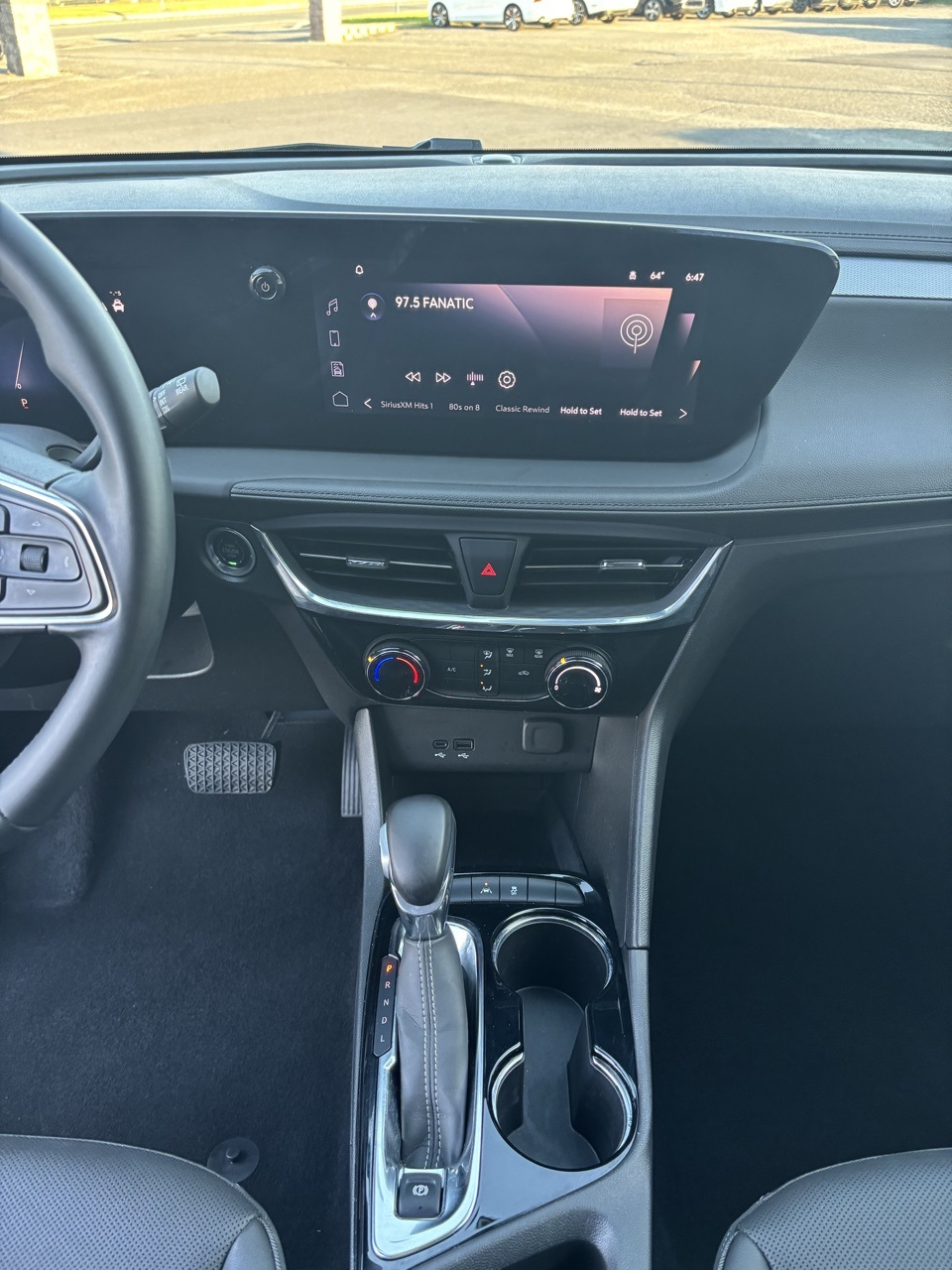 Vehicle image 12 of 19