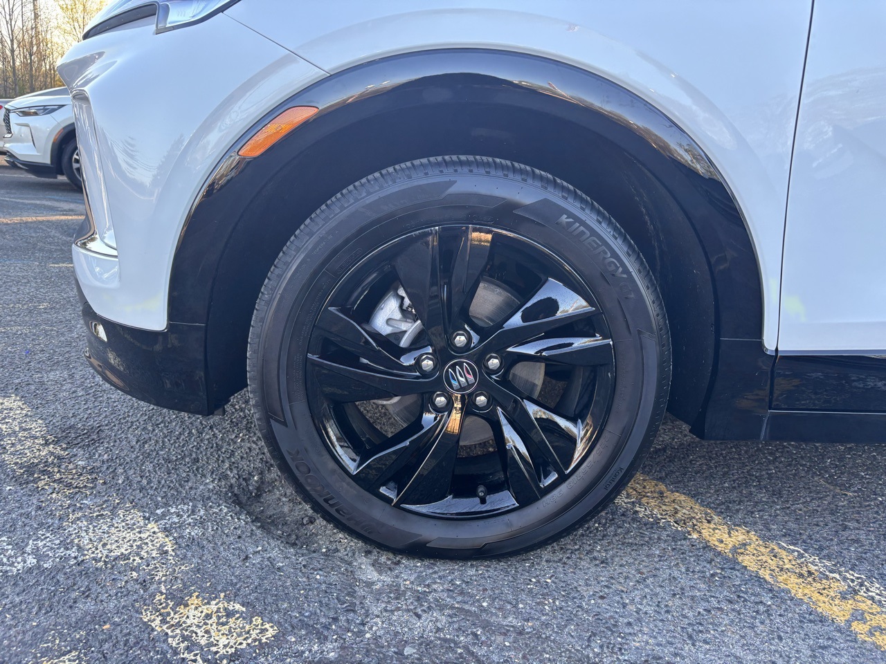 Vehicle image 6 of 19