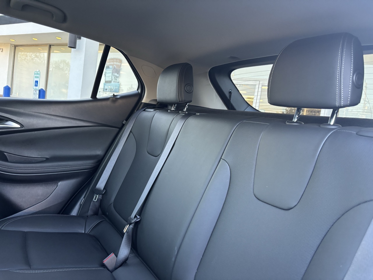 Vehicle image 18 of 19