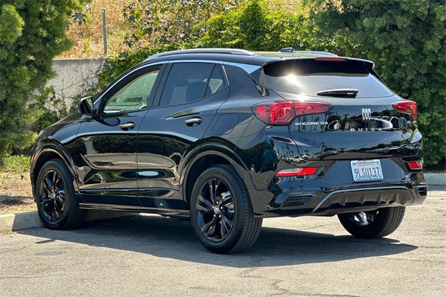 Vehicle image 8 of 35