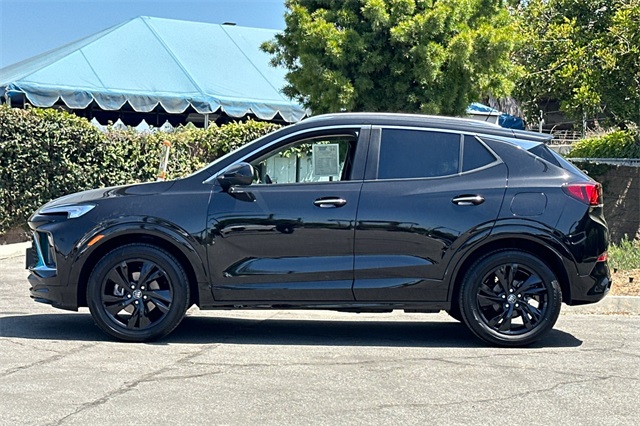 Vehicle image 9 of 35
