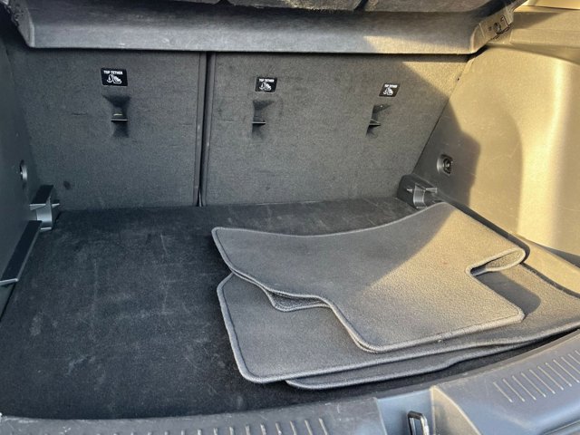 Vehicle image 26 of 46