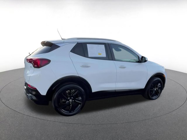 Vehicle image 7 of 46