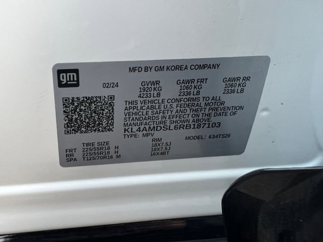 Vehicle image 24 of 46