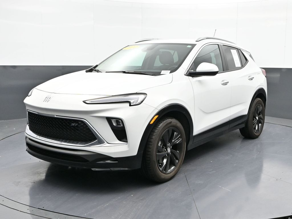 Vehicle image 1 of 32
