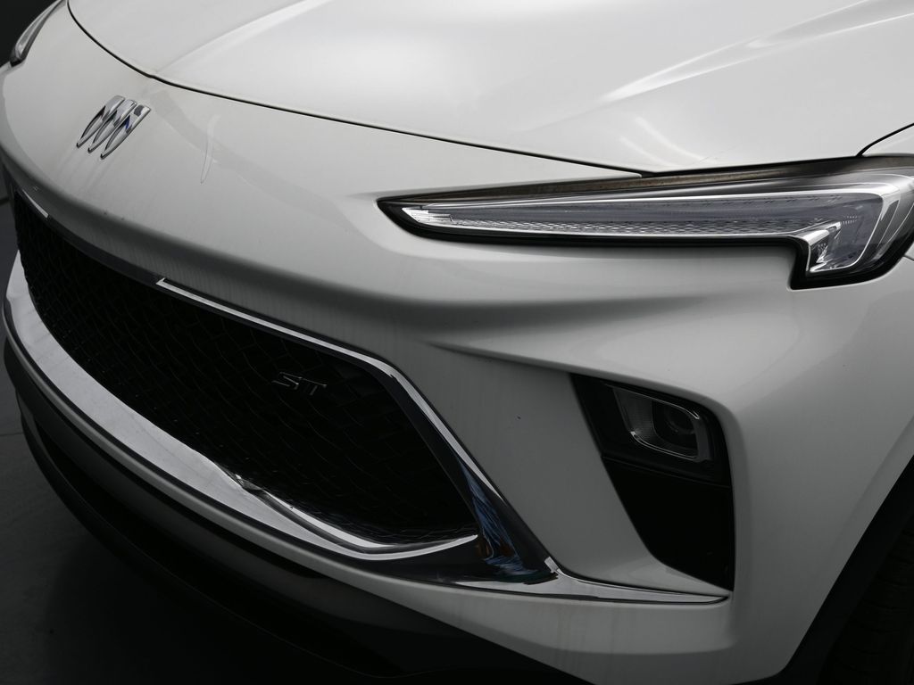 Vehicle image 32 of 32