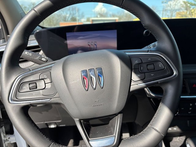 Vehicle image 25 of 44
