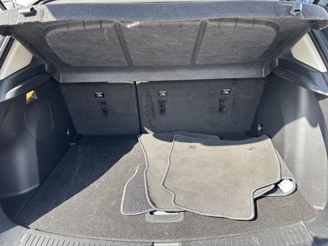 Vehicle image 28 of 44