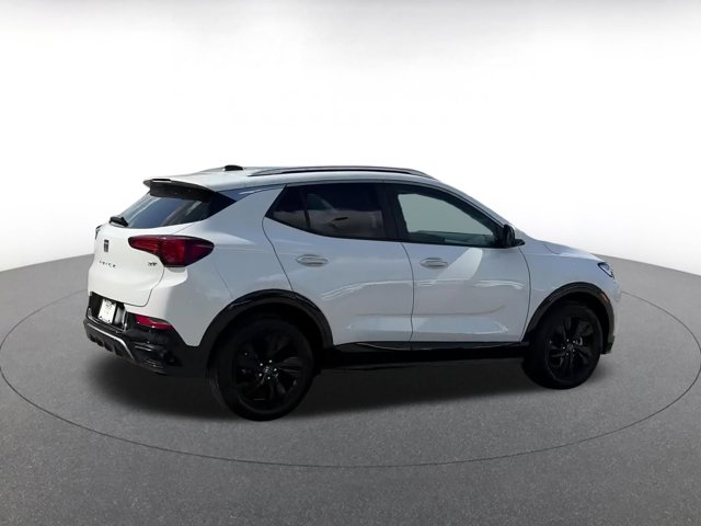 Vehicle image 8 of 44