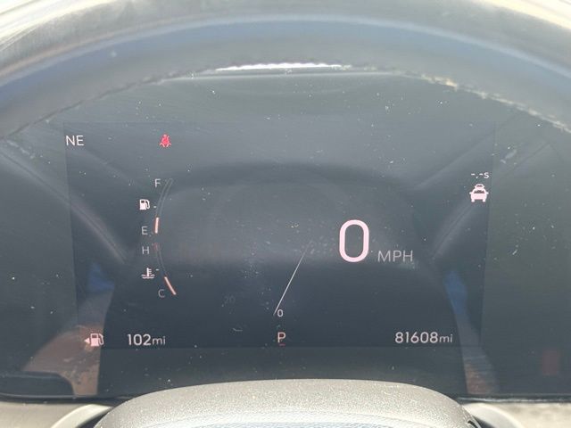 Vehicle image 16 of 46