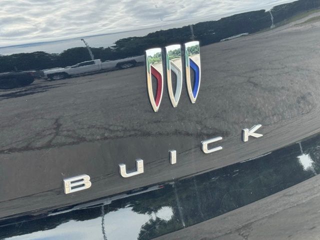 Vehicle image 41 of 46