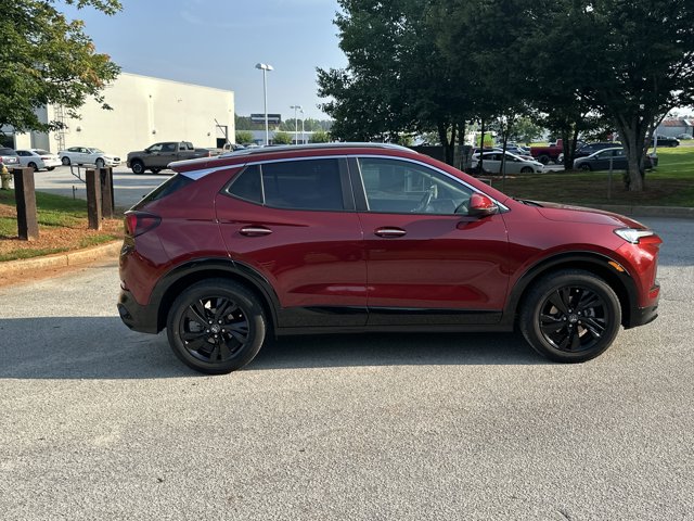 Vehicle image 7 of 34