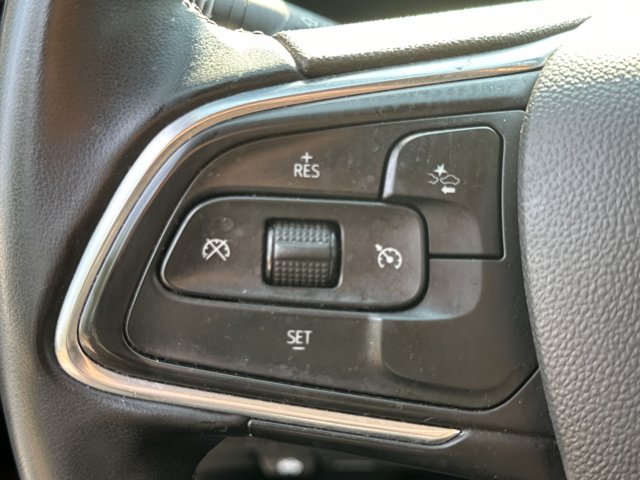 Vehicle image 30 of 34