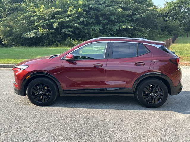 Vehicle image 11 of 34