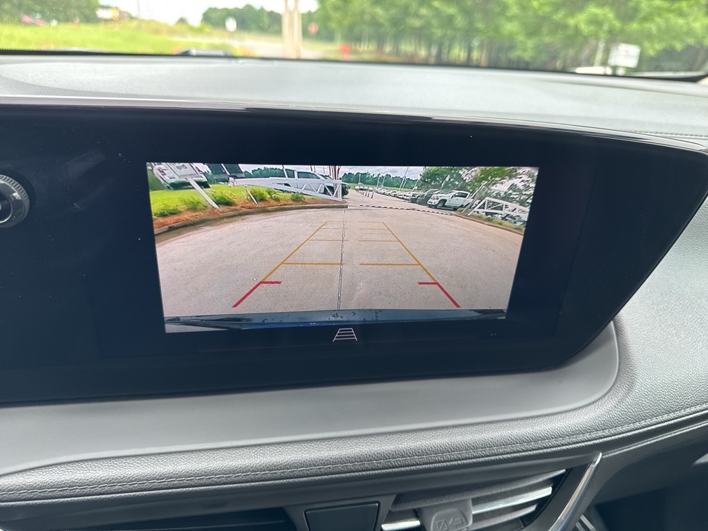 Vehicle image 33 of 33