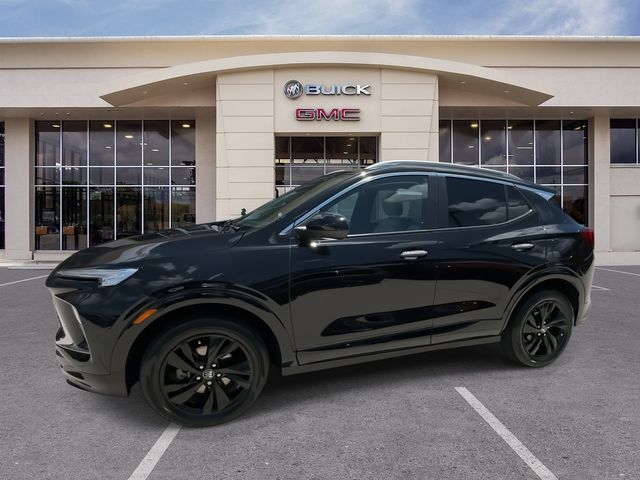2024 Buick Encore GX Sport Touring Image 2 of 31