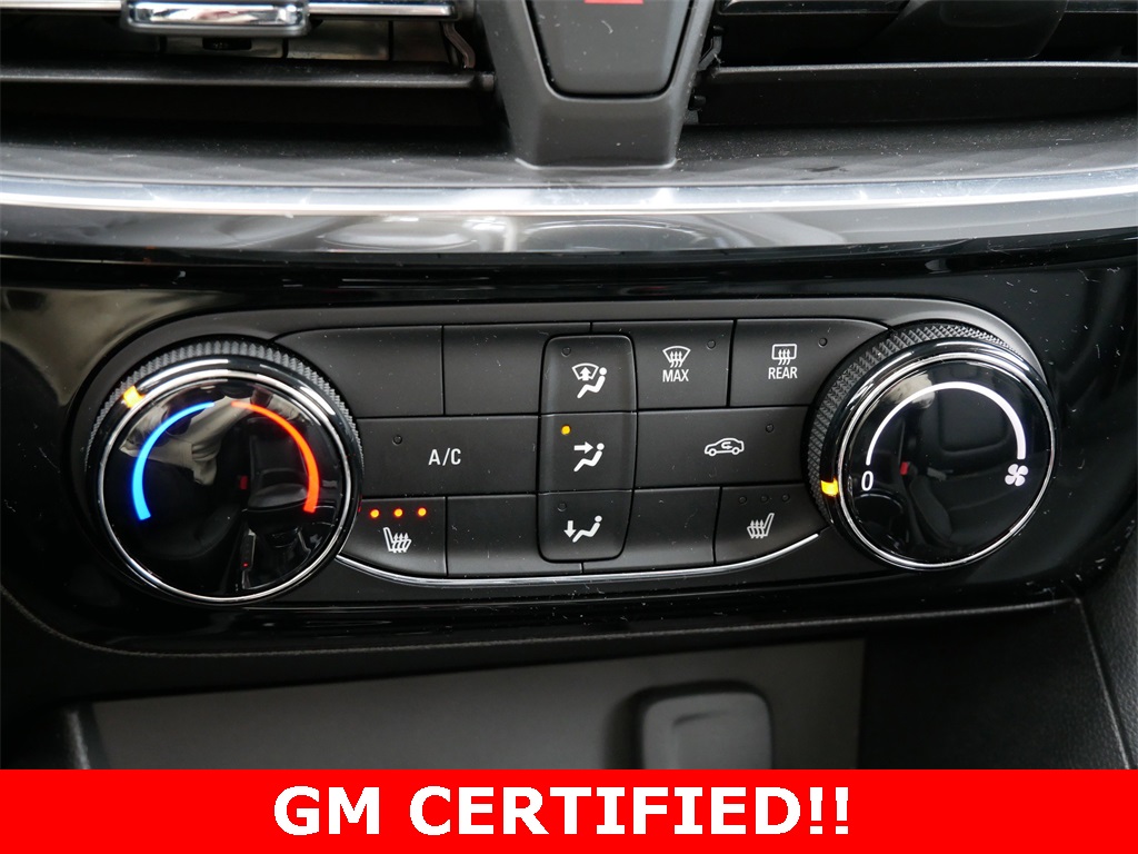 Vehicle image 18 of 28